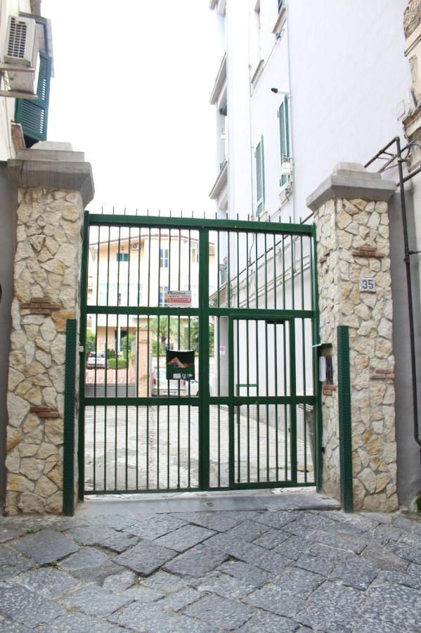 Neve Al Sole Bed & Breakfast Napoli Ngoại thất bức ảnh